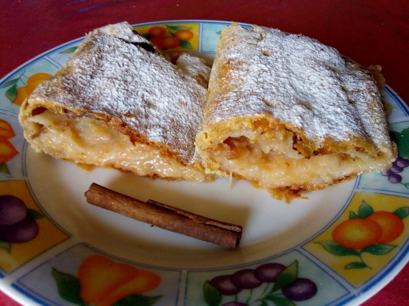 Savijača od jabuka