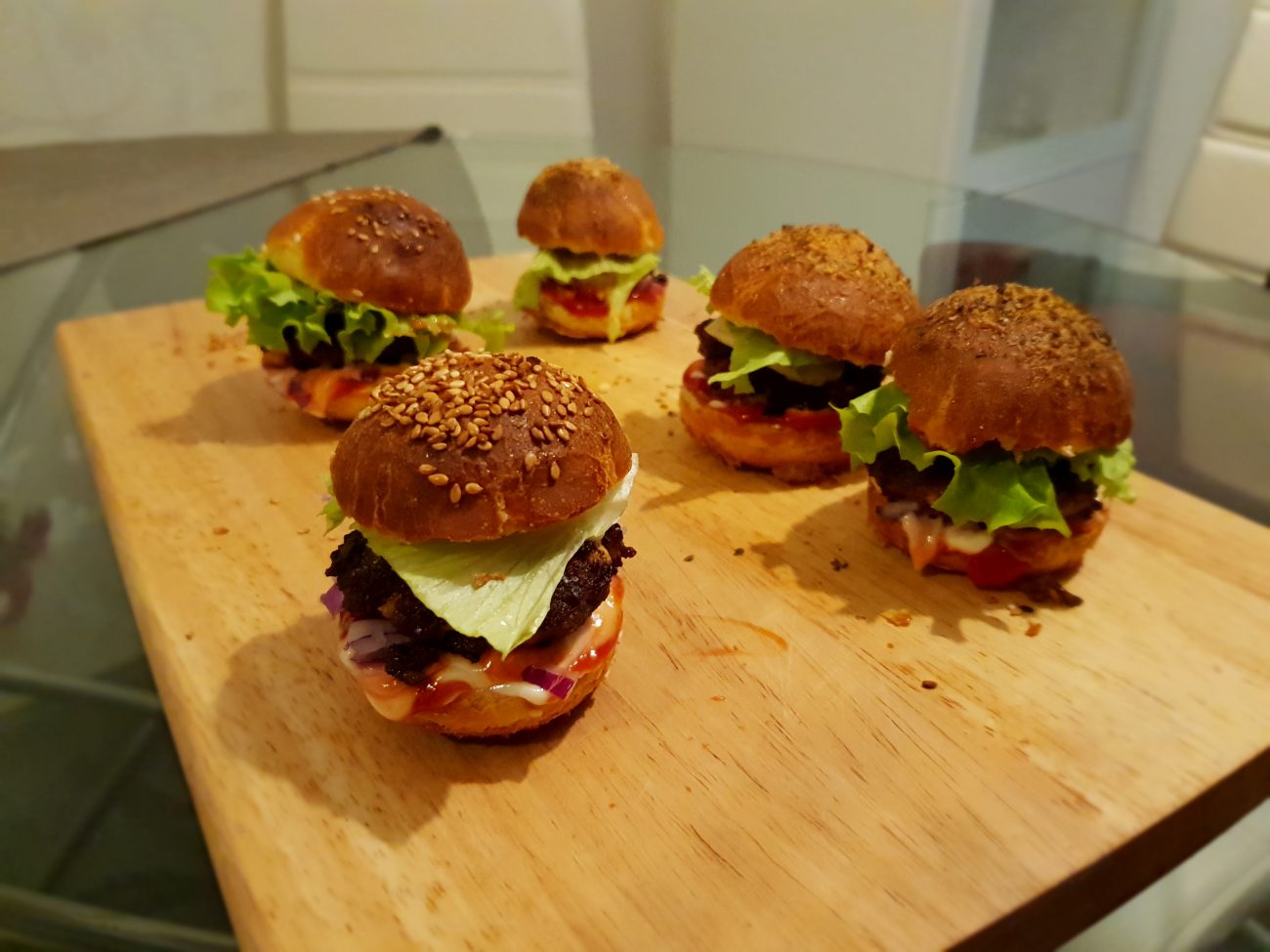 Domaći mini burgeri